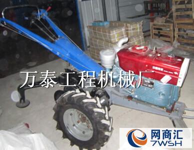 汽车带拖箱